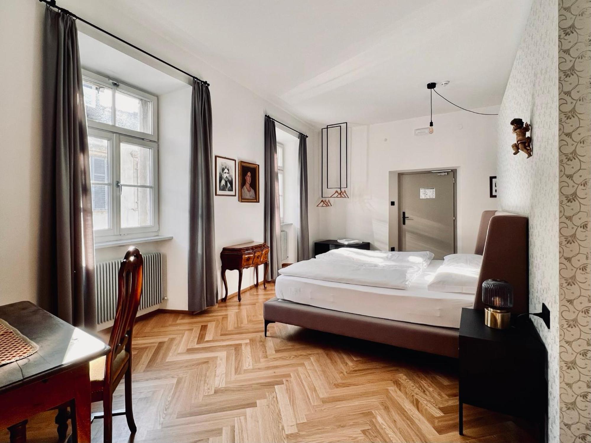 Haus Noldin - Historische Herberge - Dimora Storica Salorno Exteriér fotografie