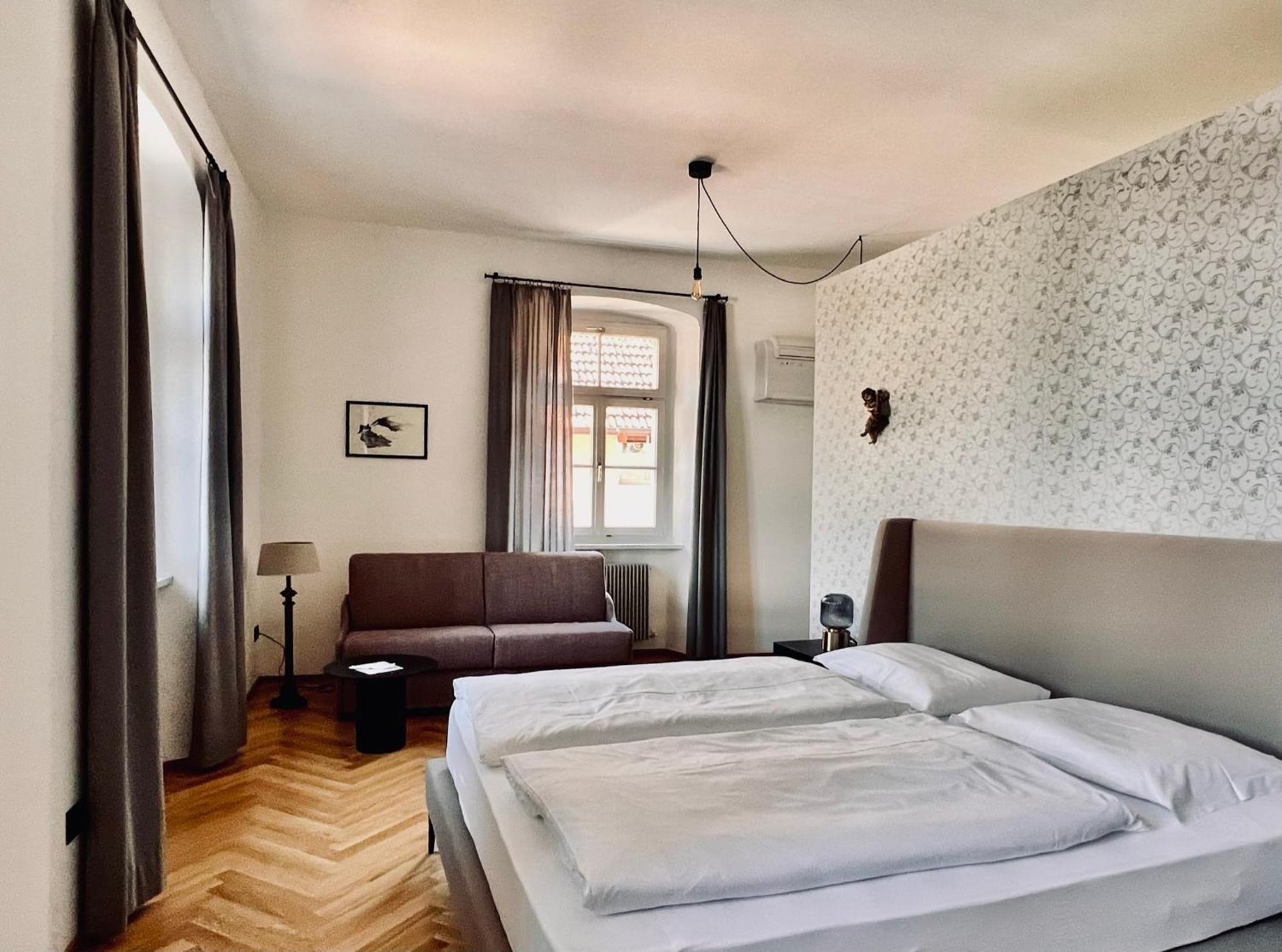 Haus Noldin - Historische Herberge - Dimora Storica Salorno Exteriér fotografie