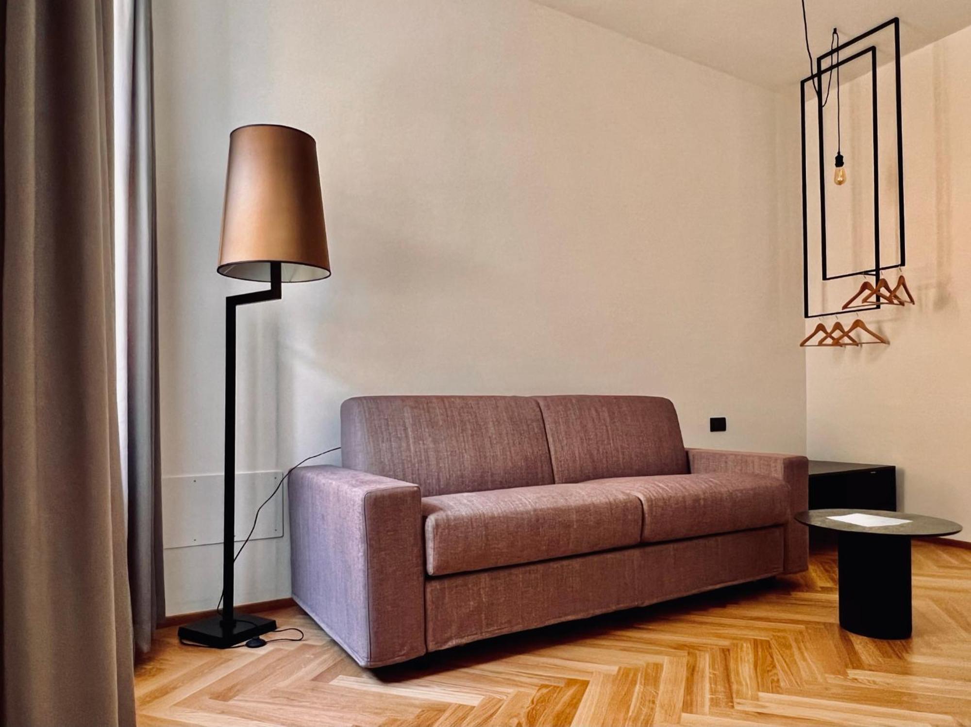 Haus Noldin - Historische Herberge - Dimora Storica Salorno Exteriér fotografie