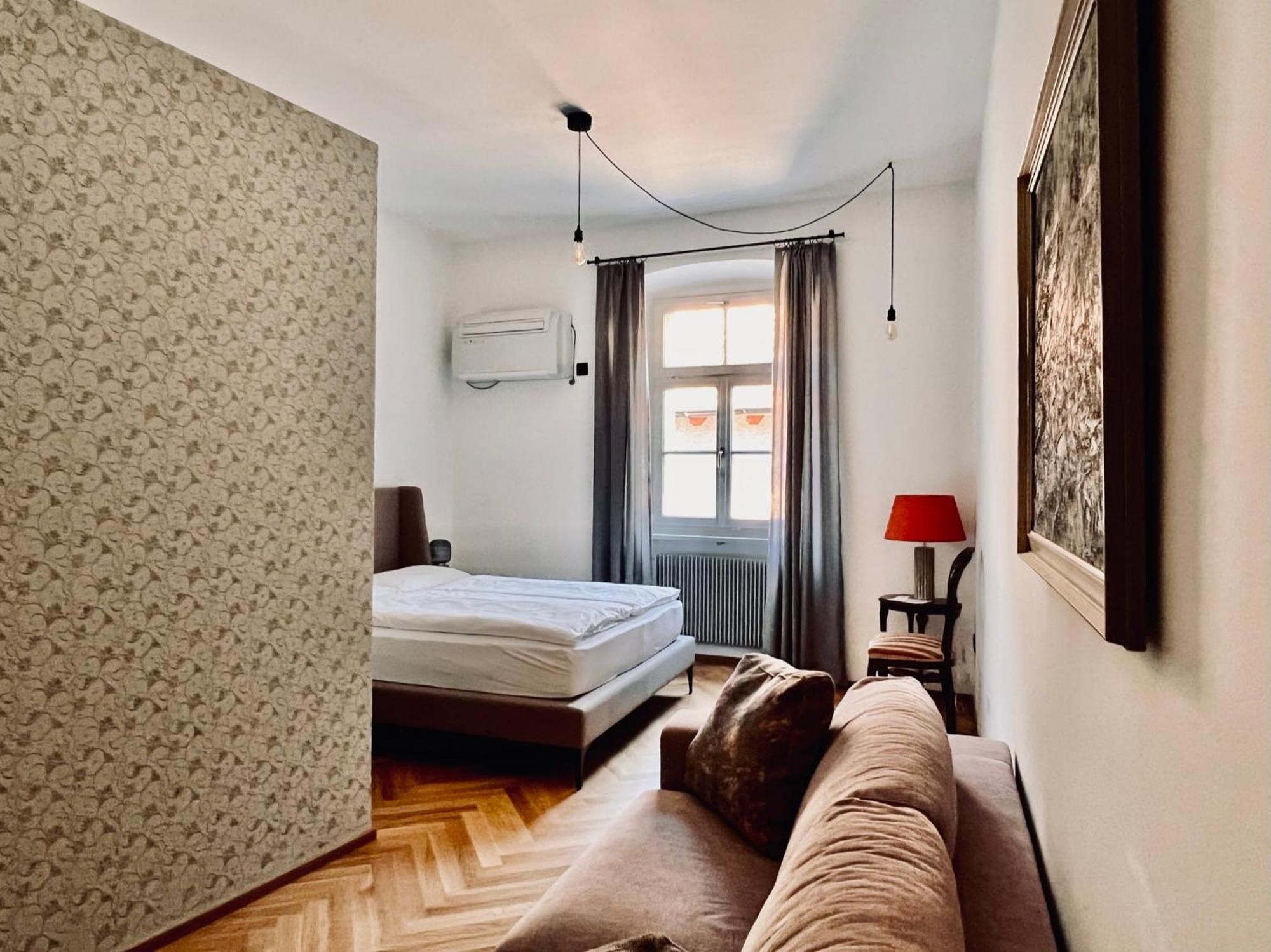 Haus Noldin - Historische Herberge - Dimora Storica Salorno Exteriér fotografie