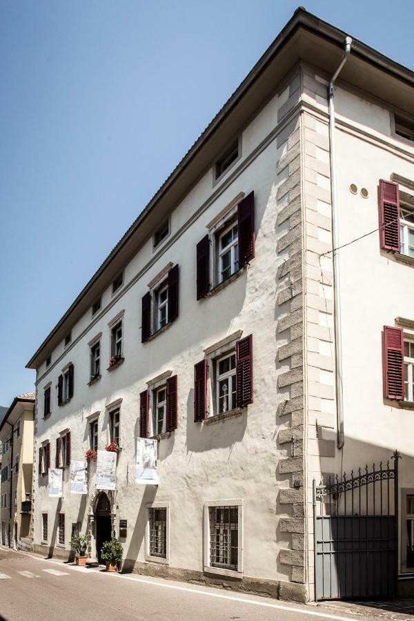 Haus Noldin - Historische Herberge - Dimora Storica Salorno Exteriér fotografie